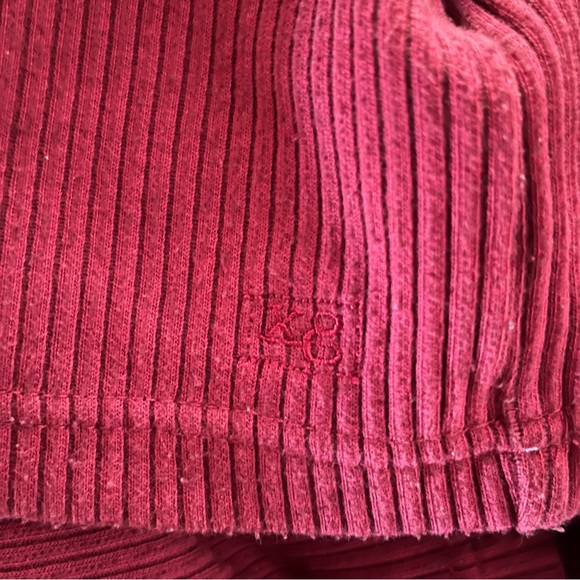 Extreme quality burgundy ribbed knit top size XXL - Picture 7 of 9
